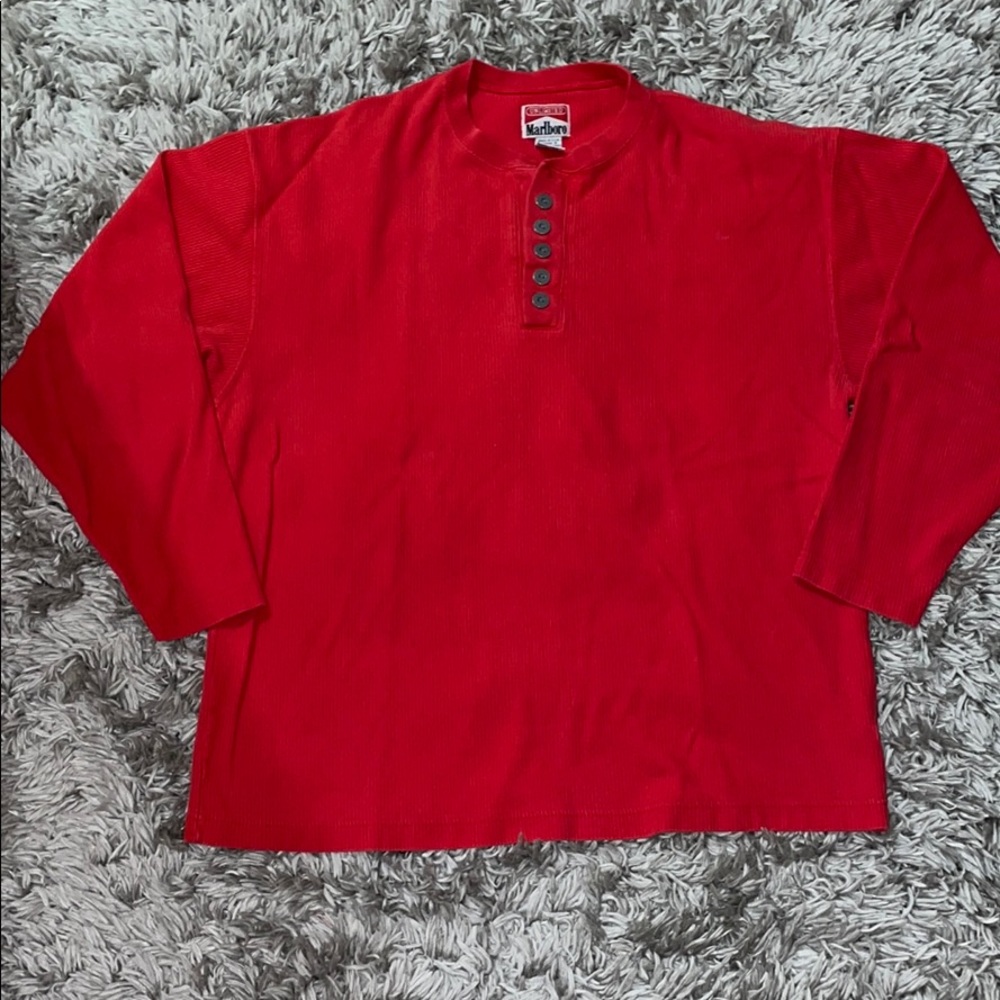 Marlboro red vintage ribbed Henley